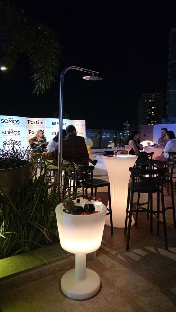 Champanheira de LED – NEON